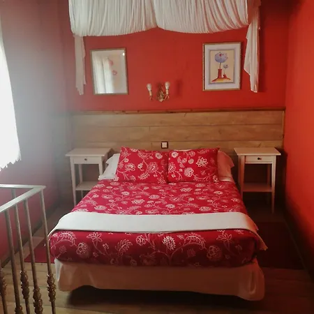 Apartamentos Melchor De Linan Torrelaguna Exterior photo